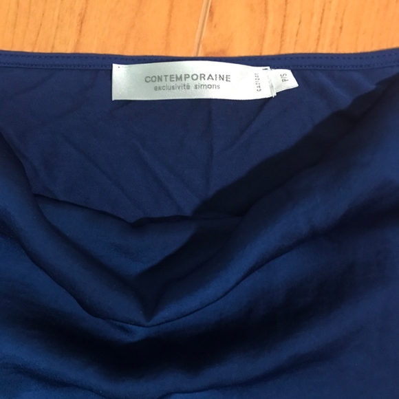 Soft Blue Sleeveless Blouse - Picture 2 of 3